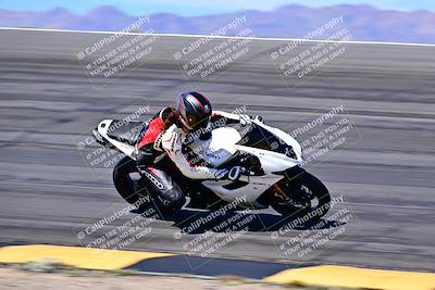 media/Mar-25-2024-Moto Forza (Mon) [[8d4319bd68]]/3-Intermediate Group/Session 3 (Bowl)/